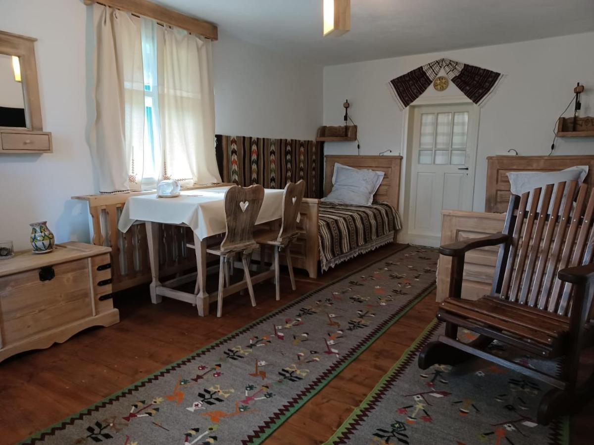 Pensiunea Agroturistica Casa Jucan Poieni Экстерьер фото